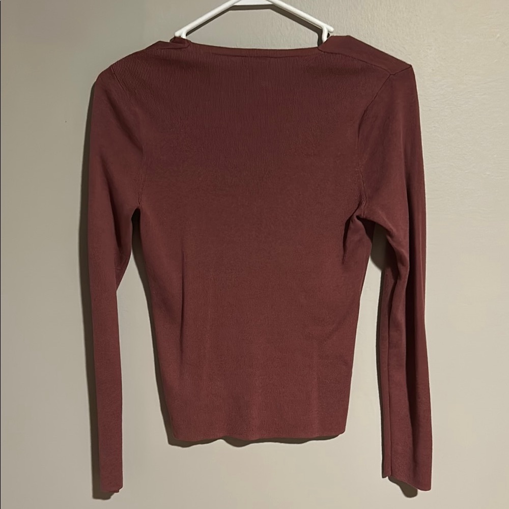 Express Red Ribbed V-Neck Top - Picture 3 of 3